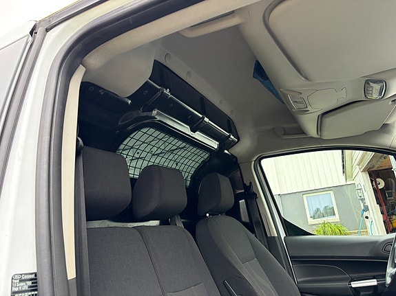Ford Transit Connect 14 of 19