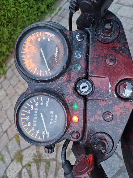 Suzuki GS 500 E Slingshot 7 of 9