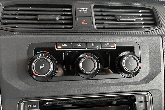 Volkswagen Caddy Maxi 12 of 13