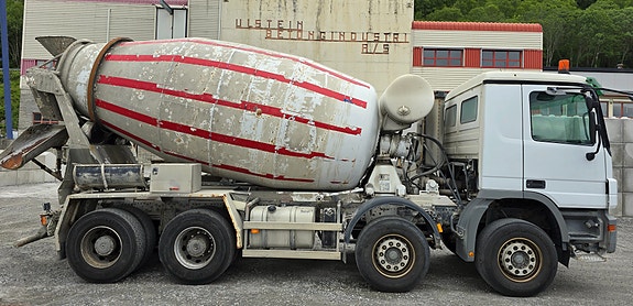 Mercedes-Benz ACTROS 3241 *8x4 *INTERMIX 10 m³ *Betong 2 of 15