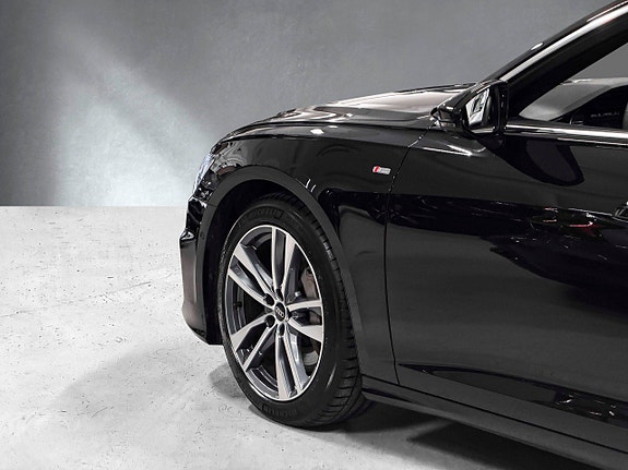 Audi A6 4 of 30