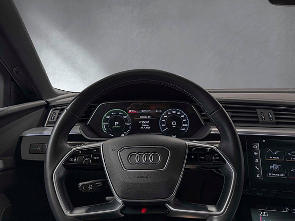 Audi e-tron Sportback 21 of 30