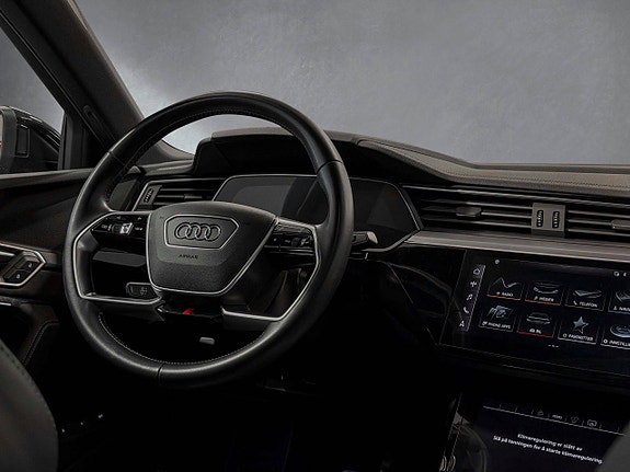 Audi e-tron Sportback 19 of 30