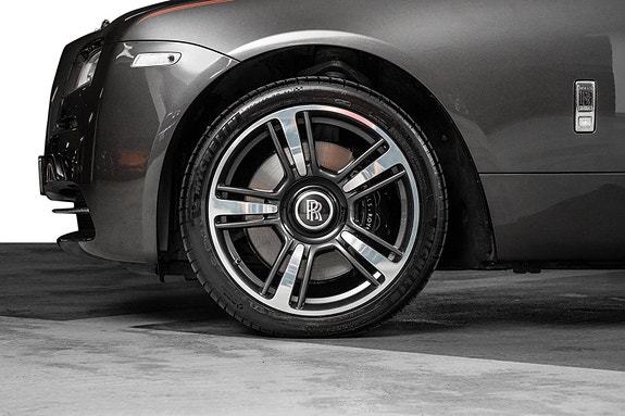 Rolls Royce Wraith 5 of 30