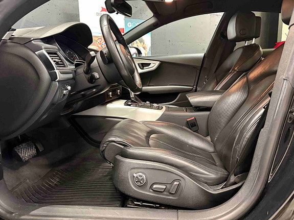 Audi A7 9 of 30