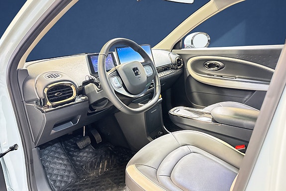 JAC E30X 10 of 20