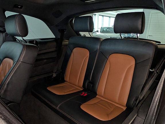 Audi Q7 10 of 30