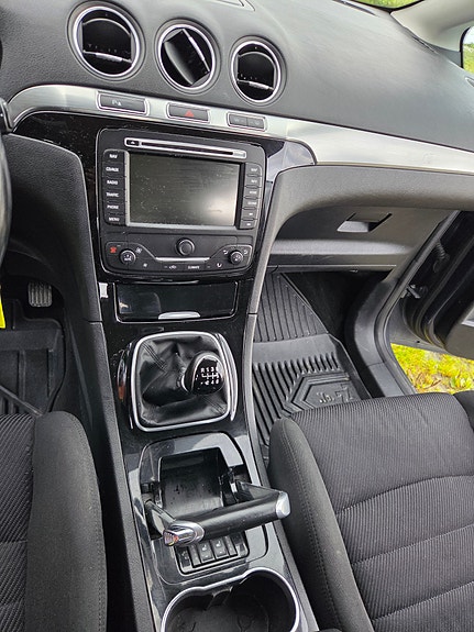 Ford S-MAX 15 of 20