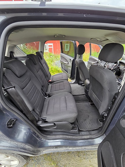 Ford S-MAX 9 of 20
