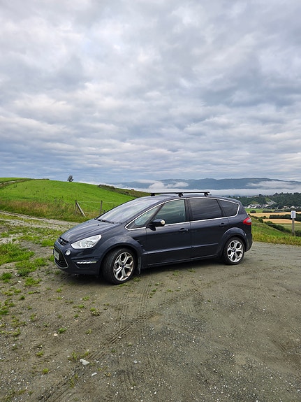 Ford S-MAX 5 of 20