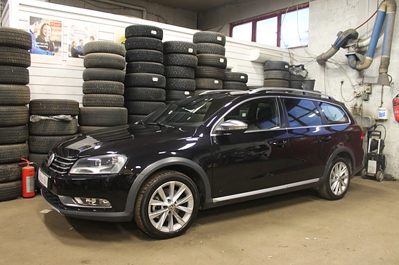 Volkswagen Passat Alltrack 8 of 19