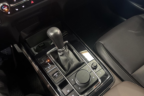Mazda CX-30 14 of 25