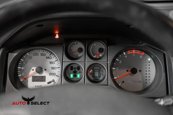 Mitsubishi Pajero 29 of 30