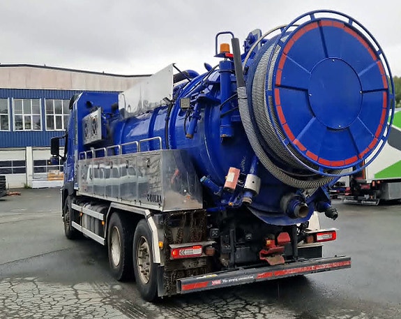 Volvo FM500 *6x2 *Sug- og Spylebil *ROLBA Masko Zoll *Video 9 of 27