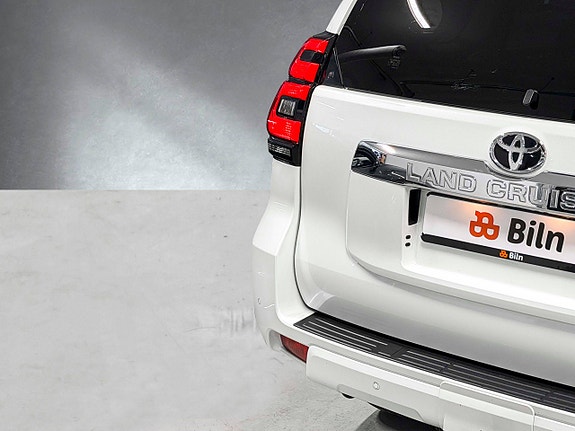 Toyota Land Cruiser 6 of 27