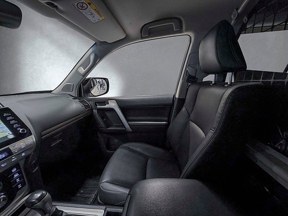 Toyota Land Cruiser 24 of 27