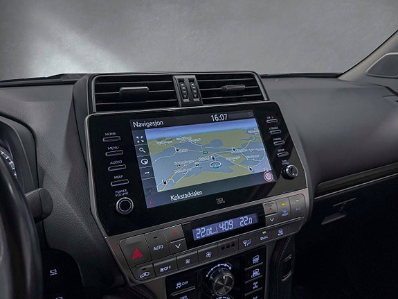Toyota Land Cruiser 21 of 27