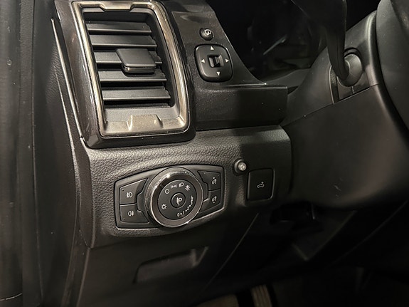 Ford Ranger 13 of 24