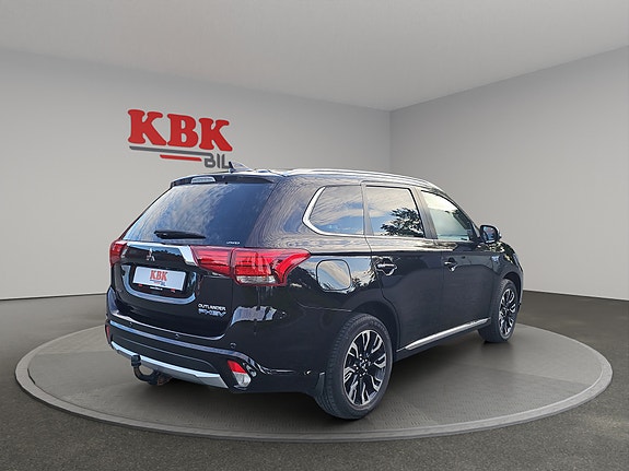 Mitsubishi Outlander 5 of 30