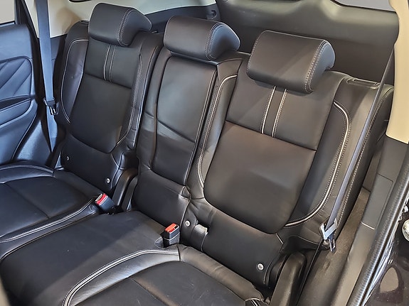 Mitsubishi Outlander 25 of 30