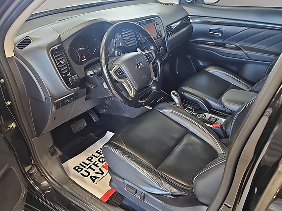 Mitsubishi Outlander 11 of 30