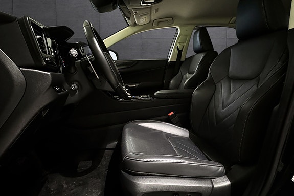 Lexus NX450h 7 of 24