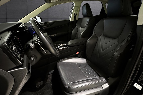 Lexus NX450h 6 of 24
