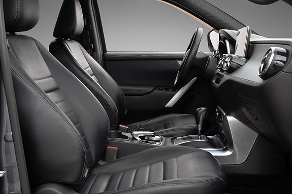 Mercedes-Benz X250 d 7 of 28