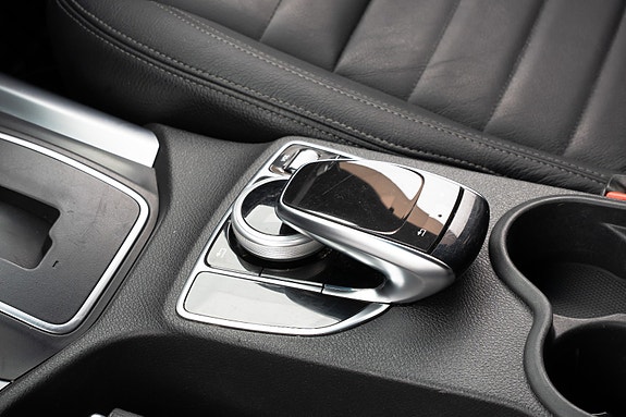 Mercedes-Benz X250 d 12 of 28