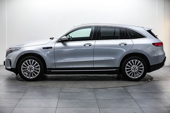 Mercedes-Benz EQC400 8 of 30