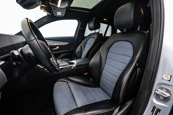 Mercedes-Benz EQC400 19 of 30