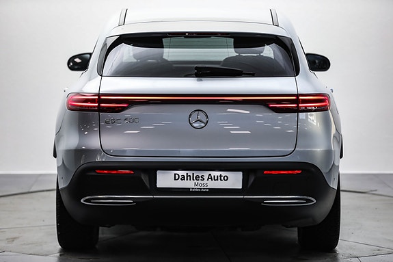 Mercedes-Benz EQC400 11 of 30