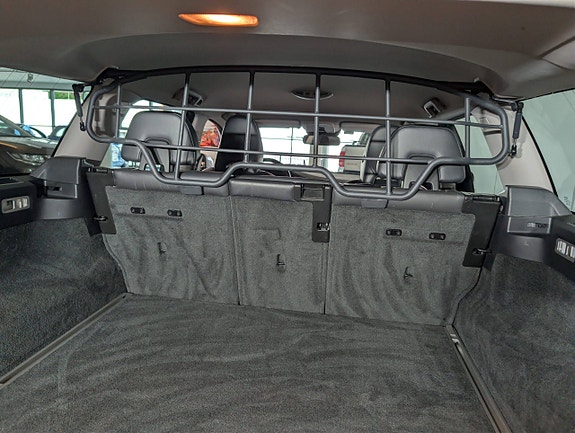 Volvo XC70 18 of 30