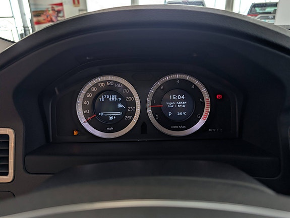 Volvo XC70 24 of 30
