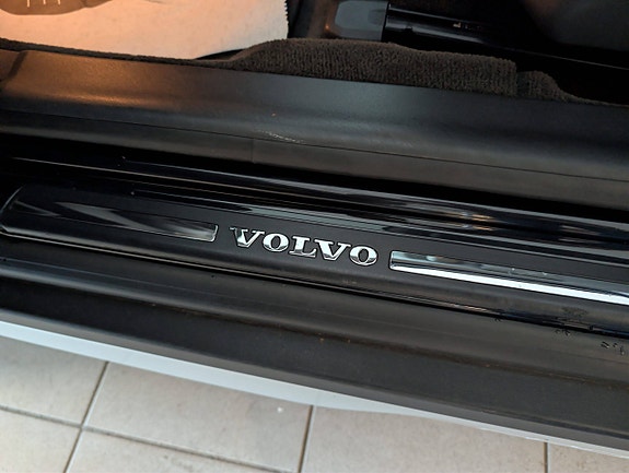 Volvo XC70 9 of 30