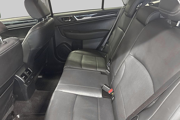 Subaru Outback 25 of 30