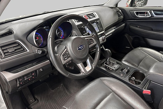 Subaru Outback 15 of 30