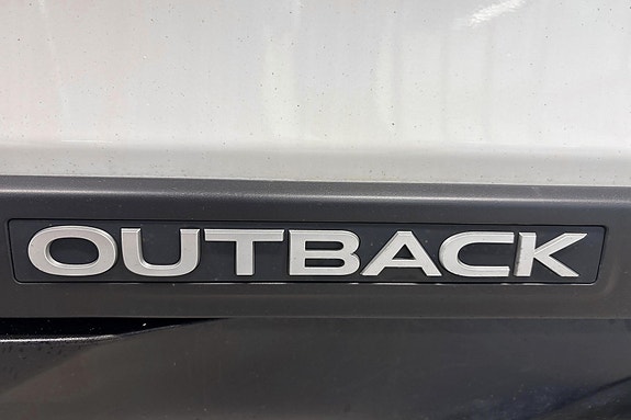 Subaru Outback 13 of 30