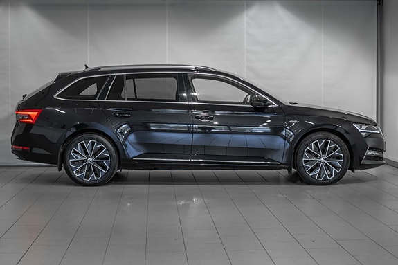Skoda Superb 3 of 30