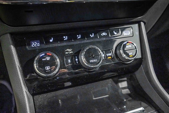 Skoda Superb 17 of 30