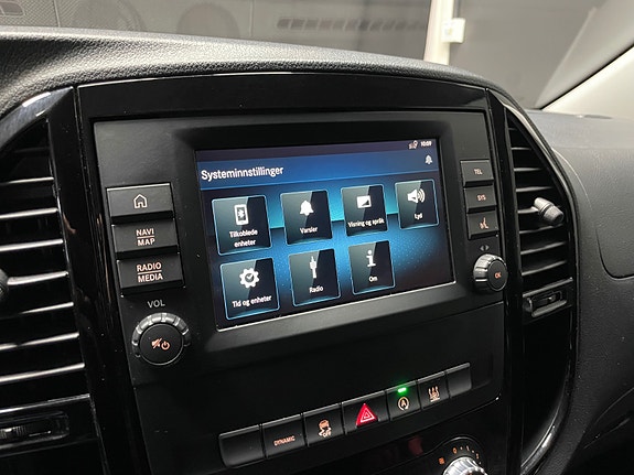 Mercedes-Benz Vito 17 of 18