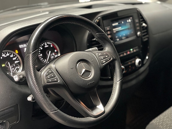 Mercedes-Benz Vito 10 of 18