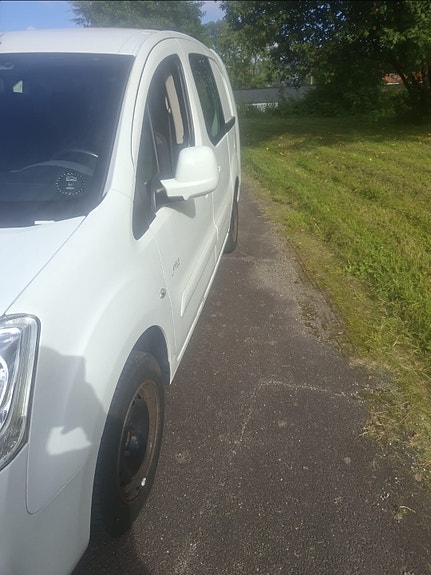 Peugeot Partner 9 of 15