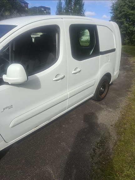 Peugeot Partner 11 of 15