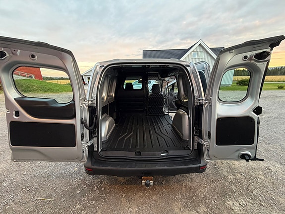 Renault Kangoo 15 of 18