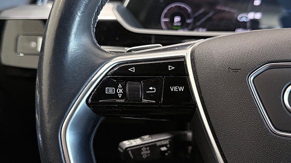 Audi e-tron Sportback 26 of 30
