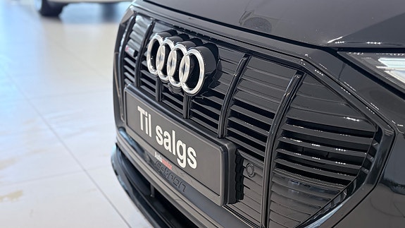 Audi e-tron Sportback 6 of 30