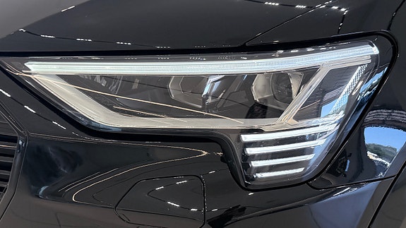 Audi e-tron Sportback 5 of 30