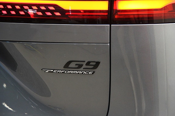 XPeng G9 11 of 30