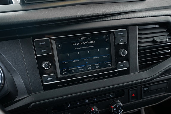 Volkswagen Transporter 19 of 25